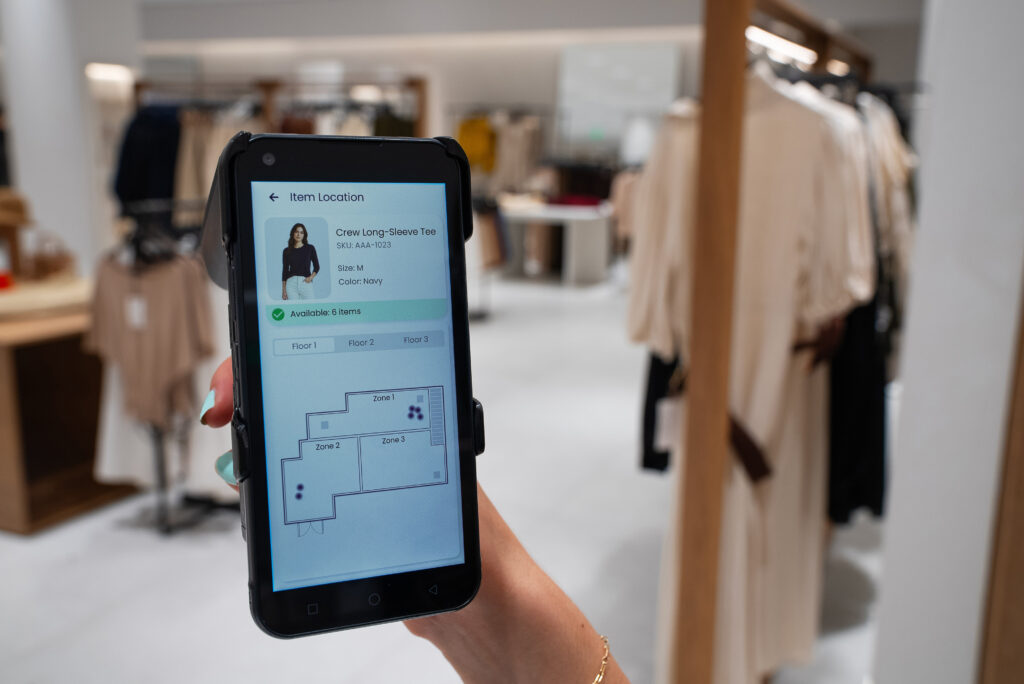 Startup helps retailers track their products in real-time | MIT News